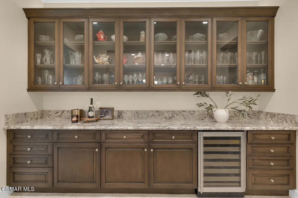 6894 Copper Creek Place, Moorpark, California 93021 home-pic-14