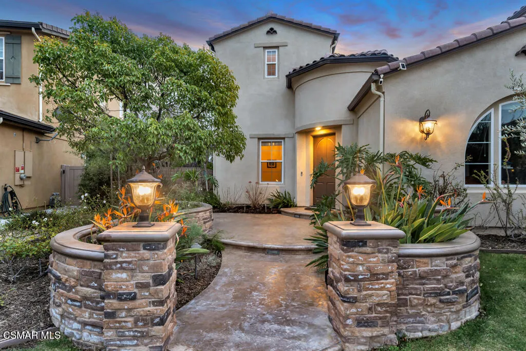 6894 Copper Creek Place, Moorpark, California 93021 home-pic-3