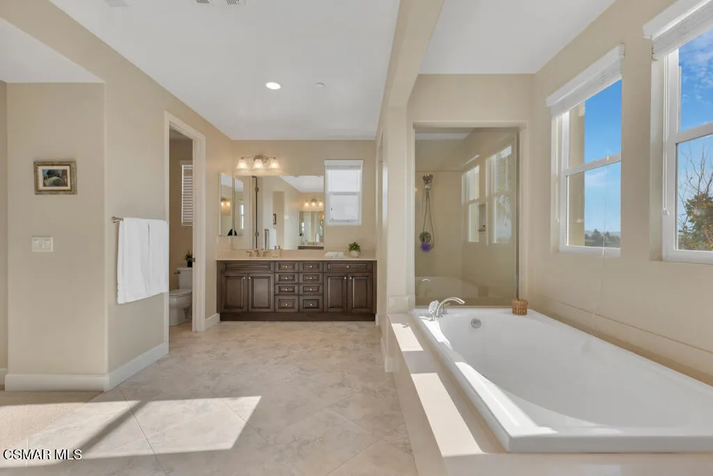 6894 Copper Creek Place, Moorpark, California 93021 home-pic-45
