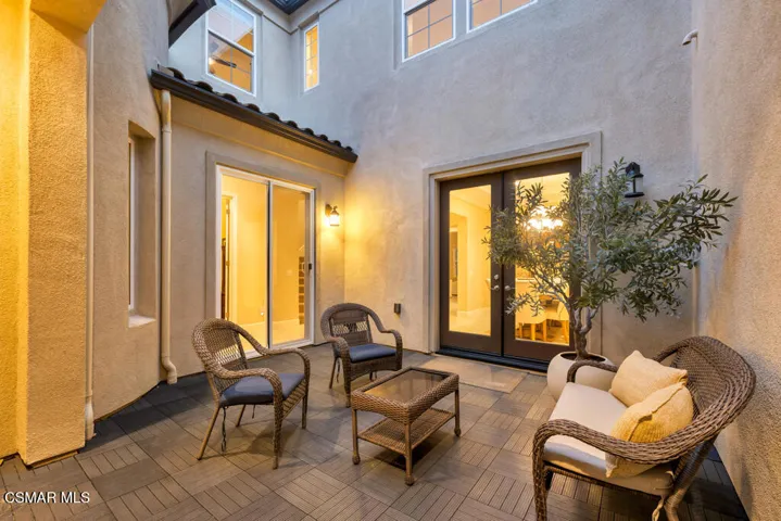 6894 Coppercreek Pl- HsHProd-1012