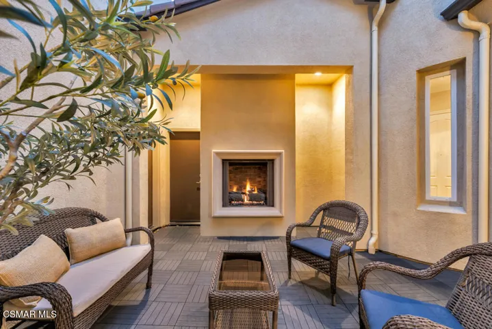 6894 Coppercreek Pl- HsHProd-1011