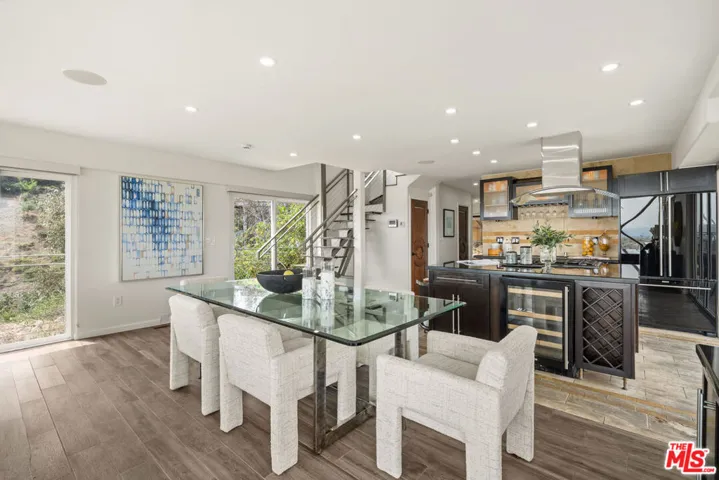 6960 Pacific View Drive, Los Angeles, California 90068