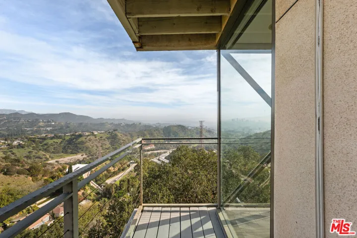 6960 Pacific View Drive, Los Angeles, California 90068