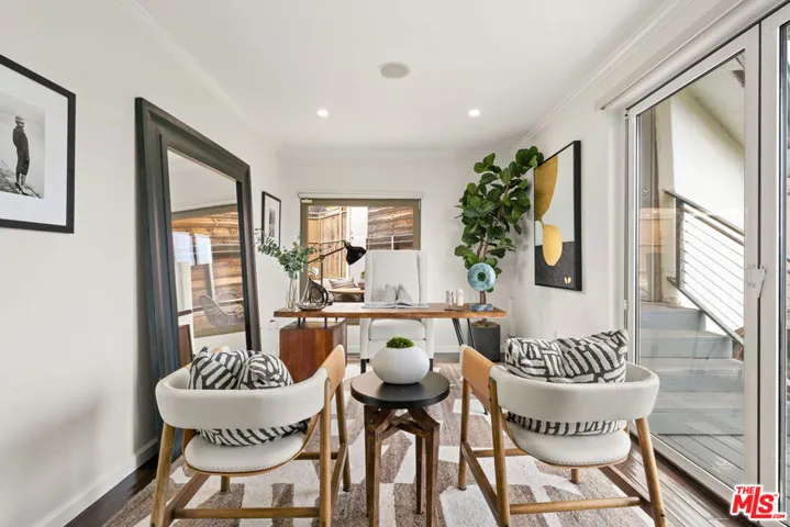6960 Pacific View Drive, Los Angeles, California 90068