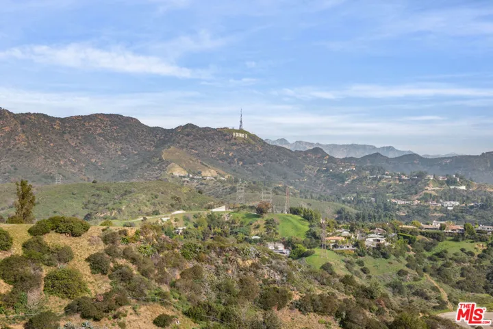 6960 Pacific View Drive, Los Angeles, California 90068