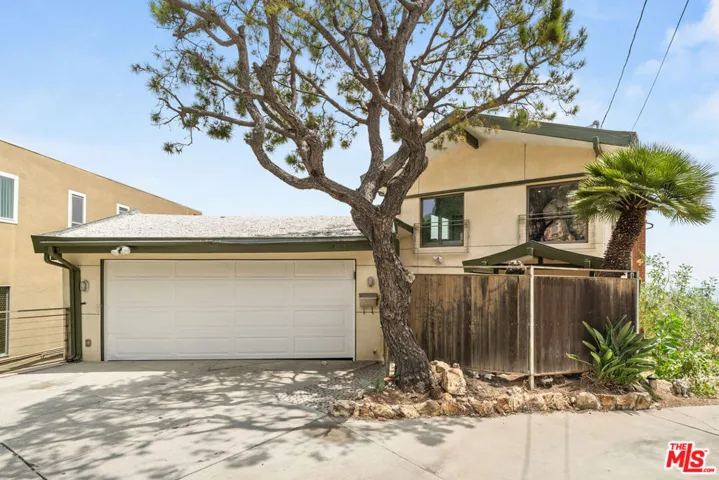6960 Pacific View Drive, Los Angeles, California 90068