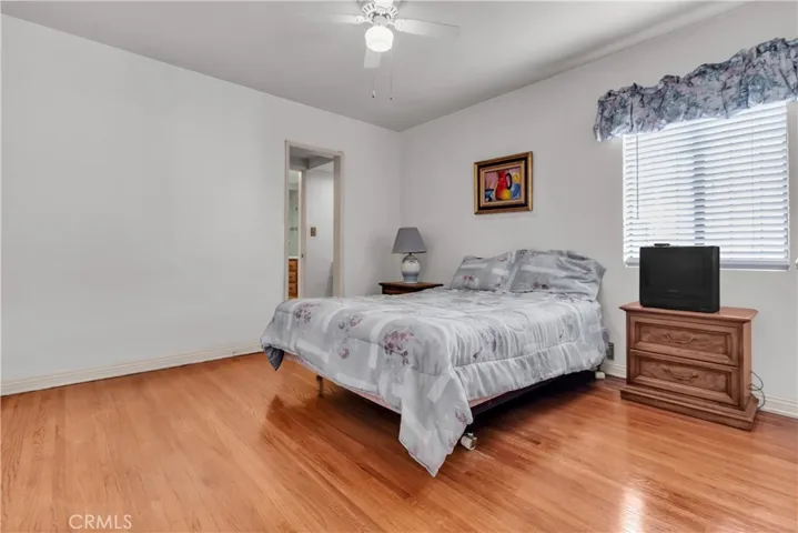 9415 Annetta, South Gate, California 90280
