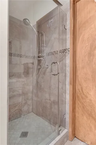 9415 Annetta, South Gate, California 90280