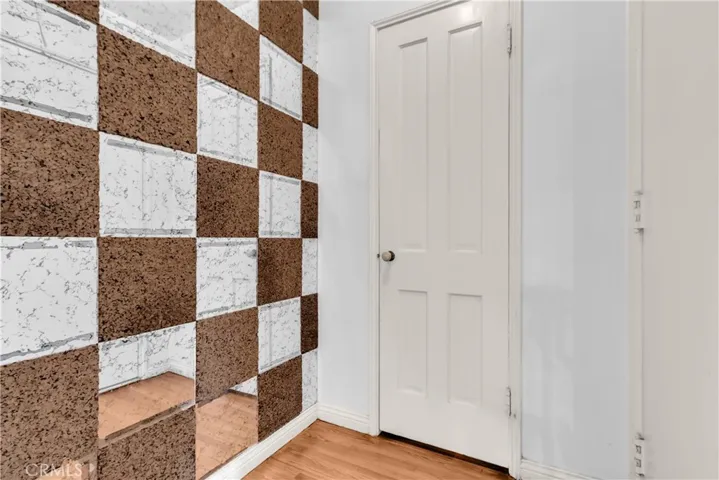 9415 Annetta, South Gate, California 90280
