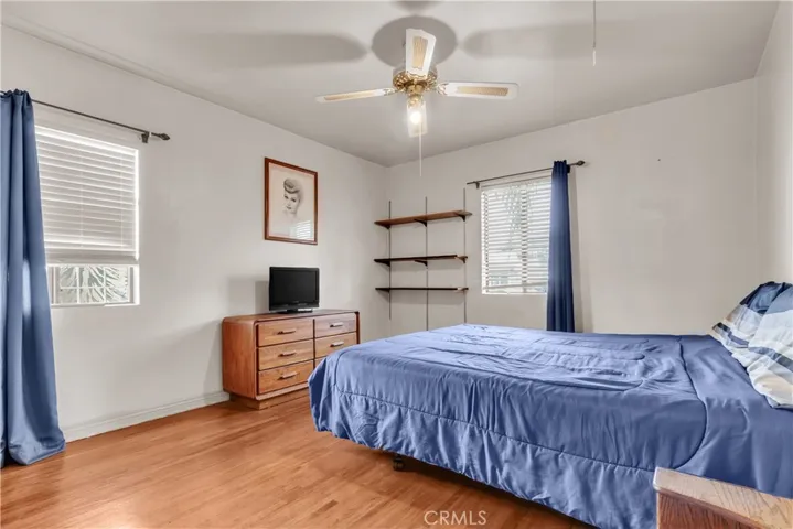 9415 Annetta, South Gate, California 90280