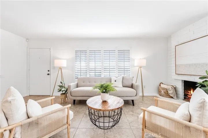 11474 Shippigan, Cypress, California 90630