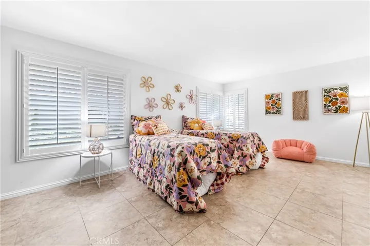11474 Shippigan, Cypress, California 90630