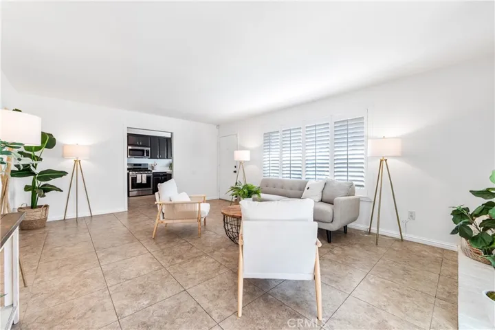 11474 Shippigan, Cypress, California 90630