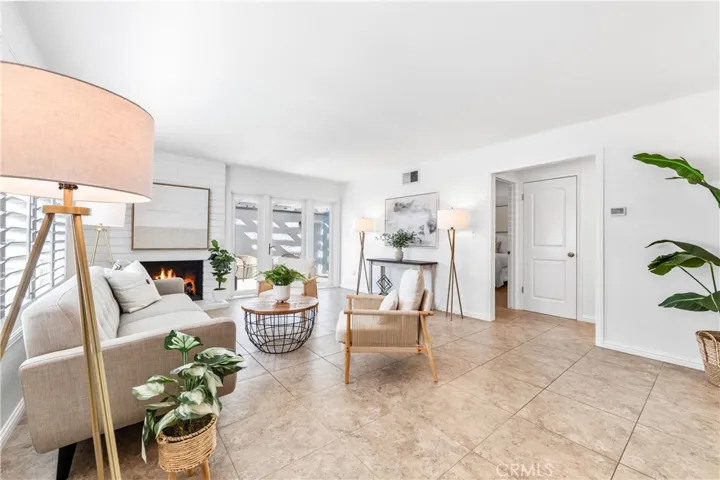 11474 Shippigan, Cypress, California 90630