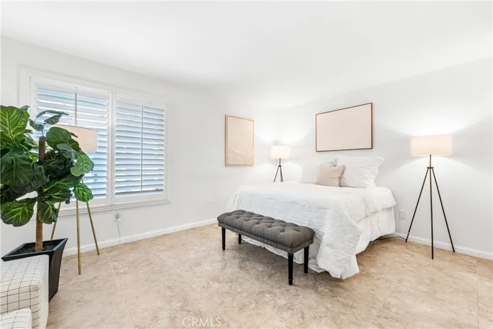 11474 Shippigan, Cypress, California 90630
