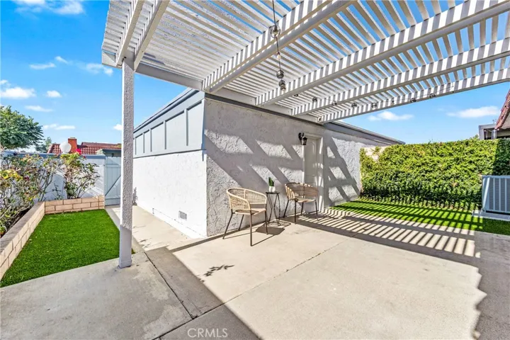 11474 Shippigan, Cypress, California 90630
