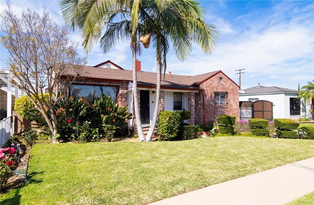 1805 N Central, Los Angeles, California 90059 home-pic-1