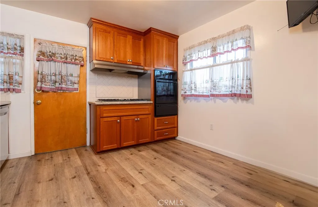 1805 N Central, Los Angeles, California 90059 home-pic-26