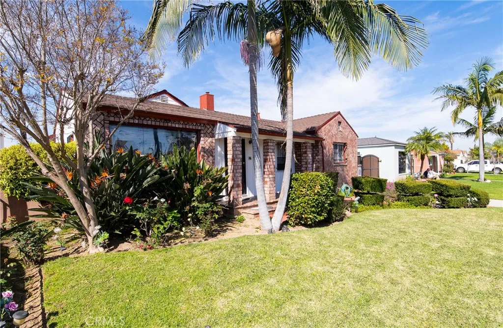 1805 N Central, Los Angeles, California 90059 home-pic-10
