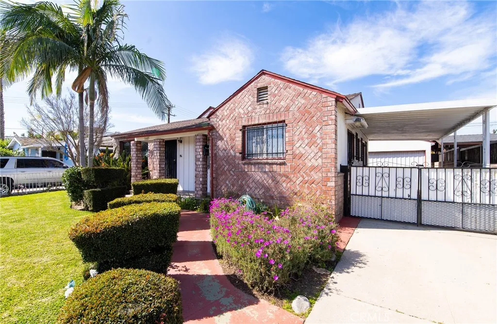 1805 N Central, Los Angeles, California 90059 home-pic-11