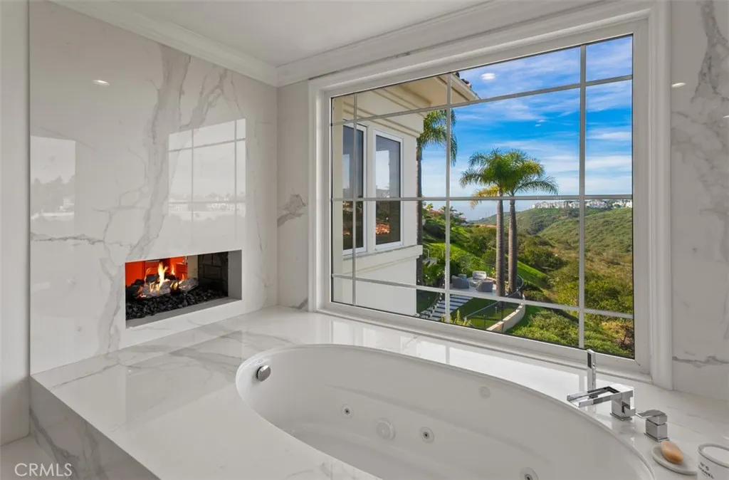 1 Monterey Pine, Newport Coast, California 92657 home-pic-36