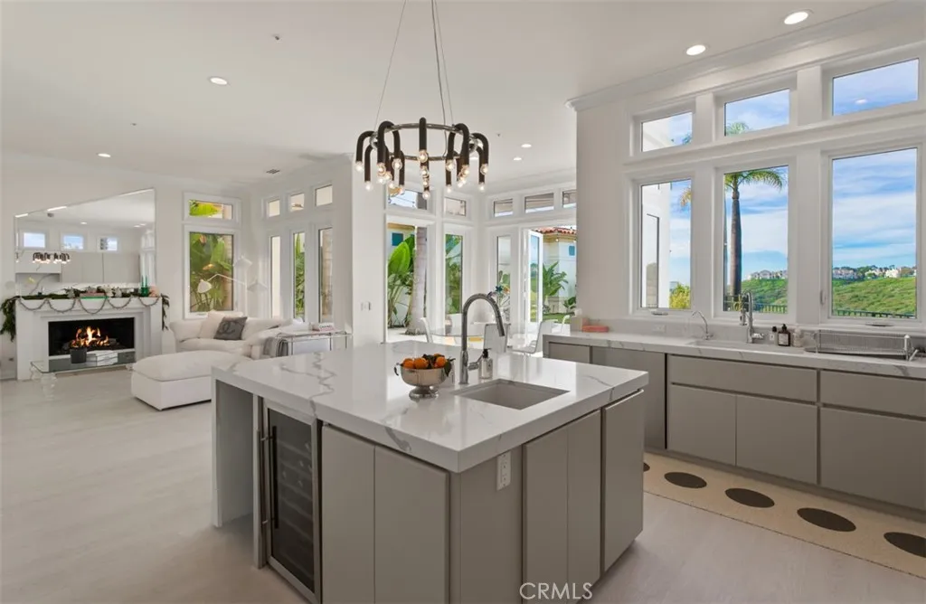 1 Monterey Pine, Newport Coast, California 92657 home-pic-17