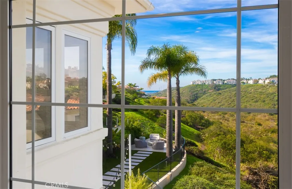 1 Monterey Pine, Newport Coast, California 92657 home-pic-37