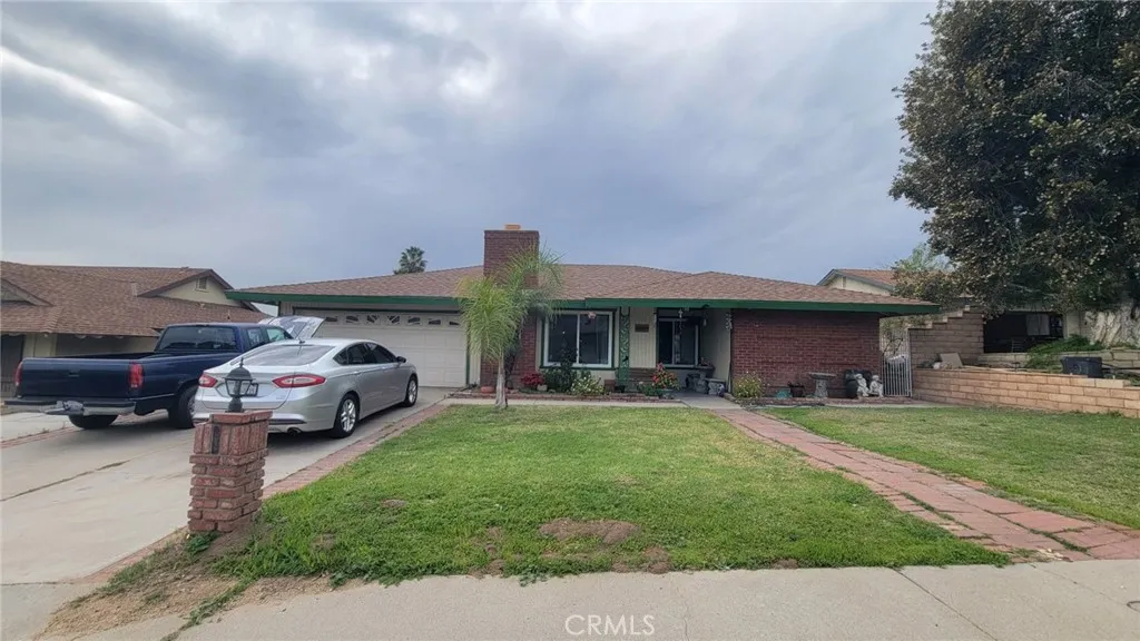2904 Oleta Lane, Highland, California 92346 home-pic-1