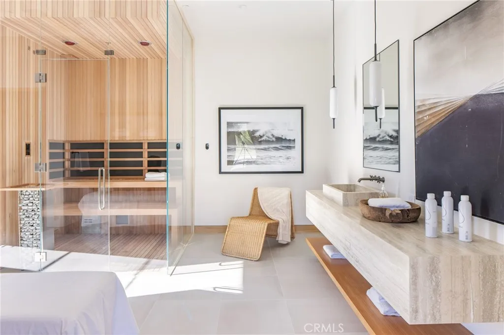 24050 Hidden Ridge Road, Hidden Hills, California 91302 home-pic-19