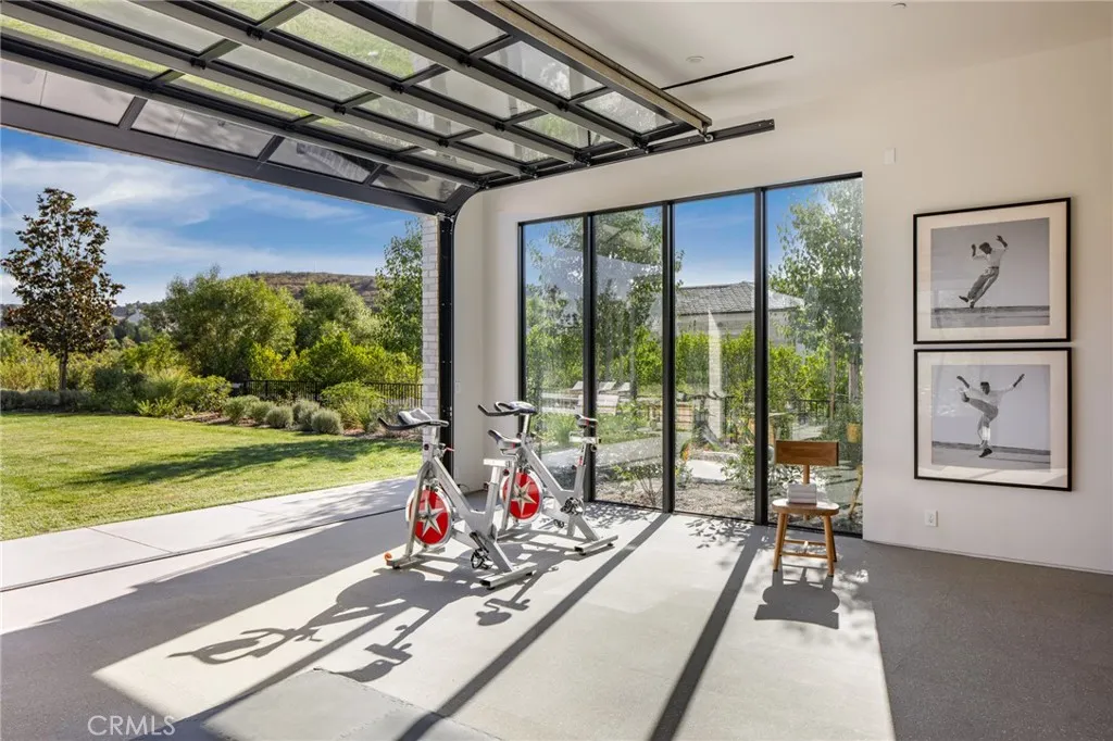 24050 Hidden Ridge Road, Hidden Hills, California 91302 home-pic-17