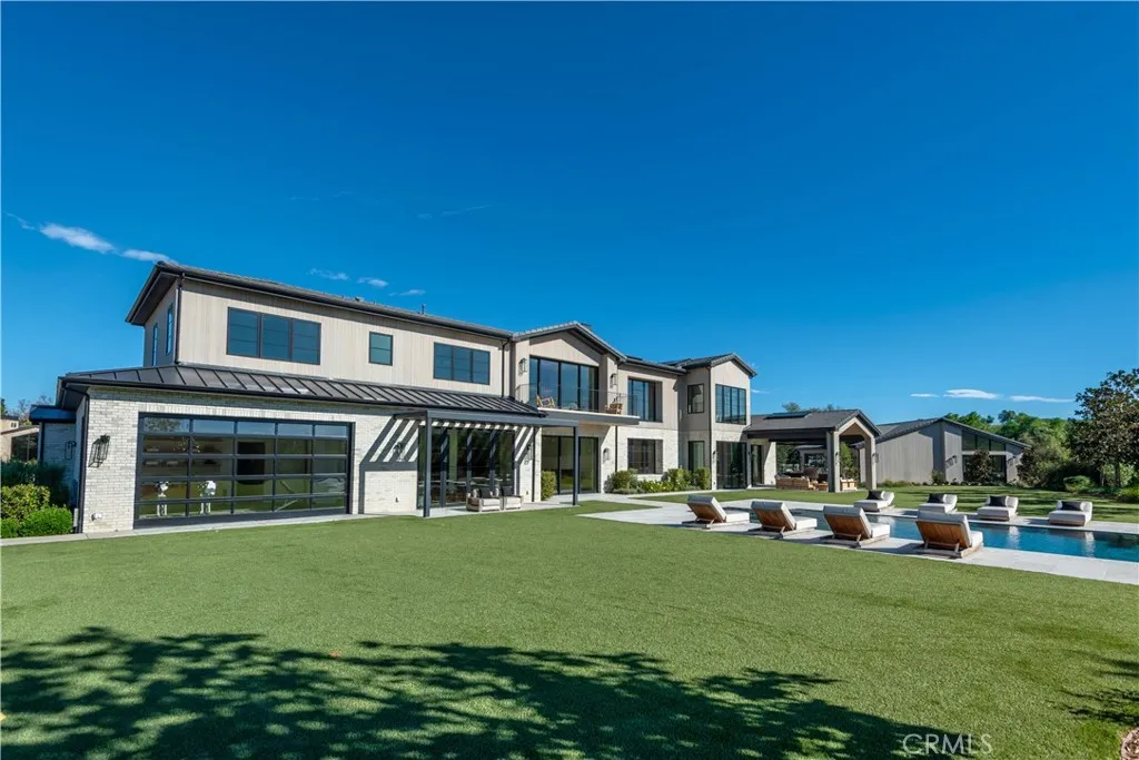 24050 Hidden Ridge Road, Hidden Hills, California 91302 home-pic-37
