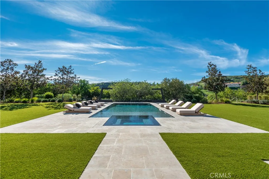24050 Hidden Ridge Road, Hidden Hills, California 91302 home-pic-39