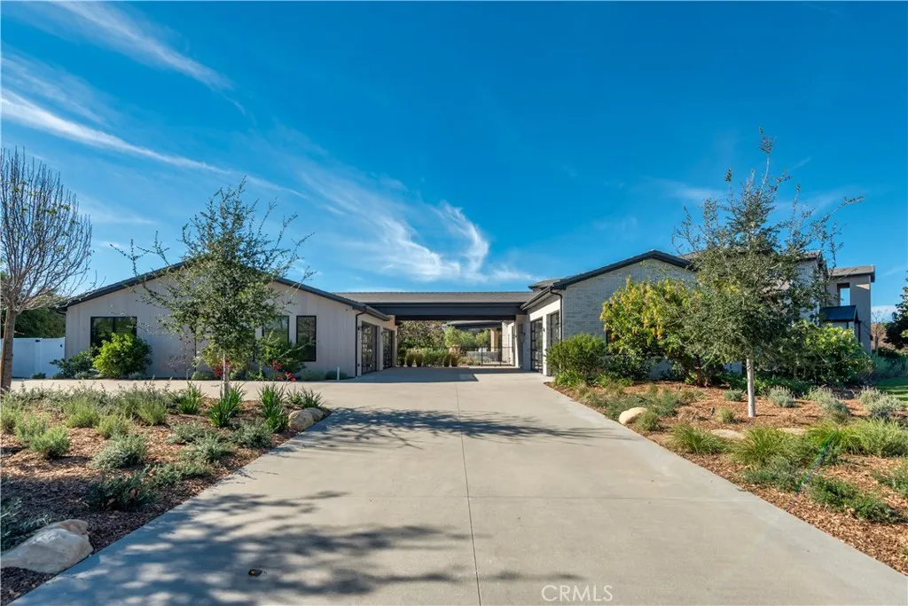 24050 Hidden Ridge Road, Hidden Hills, California 91302 home-pic-44