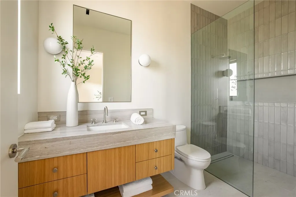 24050 Hidden Ridge Road, Hidden Hills, California 91302 home-pic-26