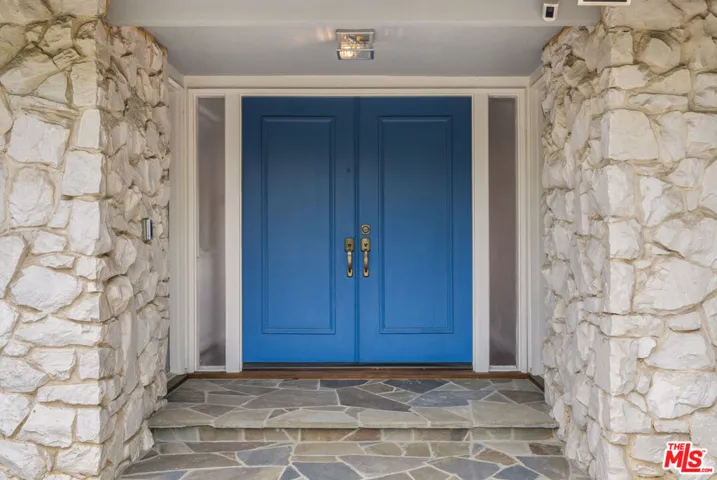 Double Door Entry