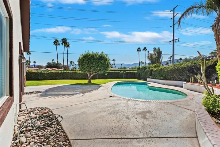 50-Backyard