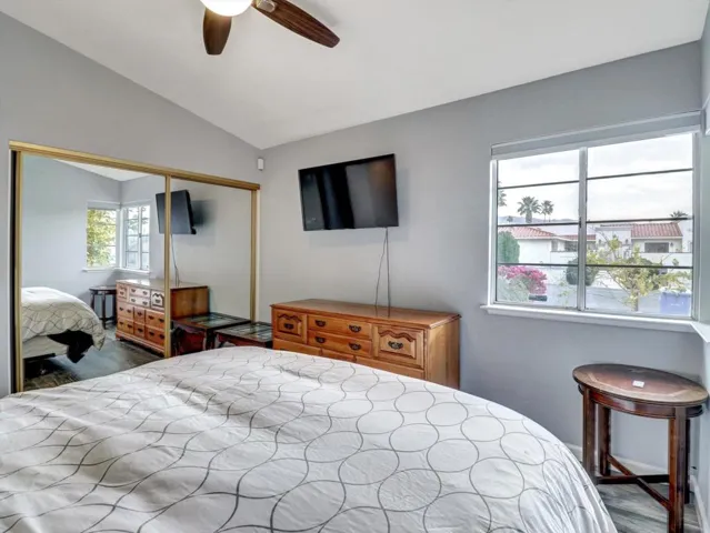 35-9187 Oakmount Blvd-35