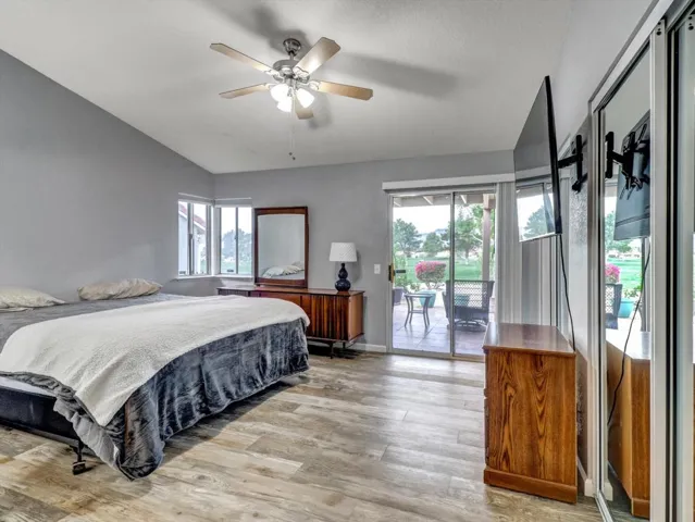 27-9187 Oakmount Blvd-27