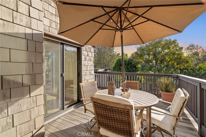 Looking for an expansive alfresco retreat?