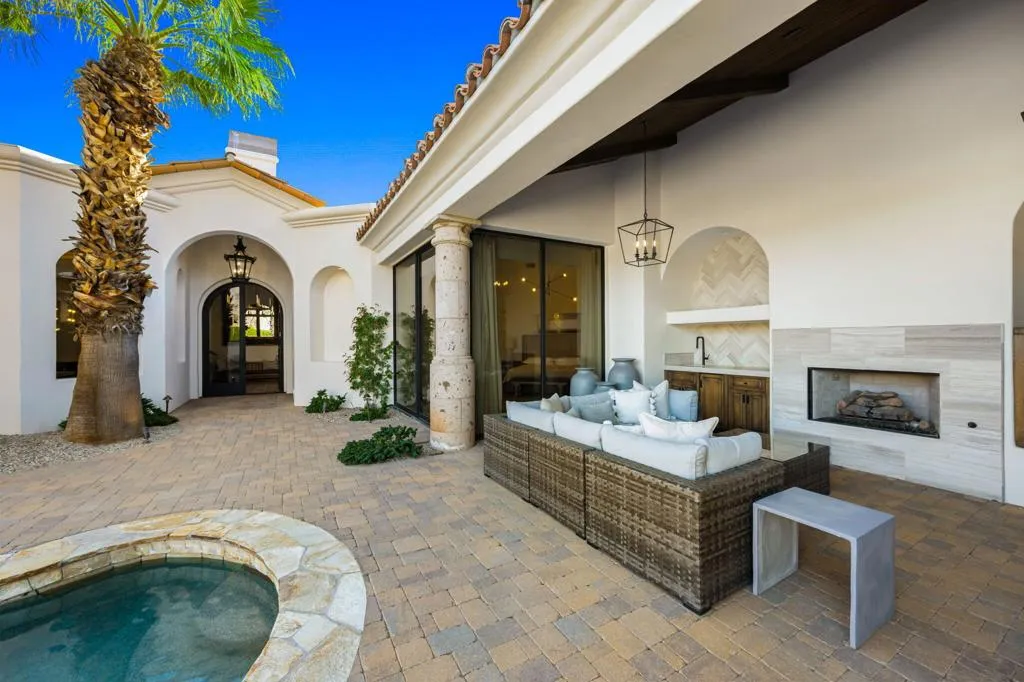 52700 Del Gato Drive, La Quinta, California 92253 home-pic-12