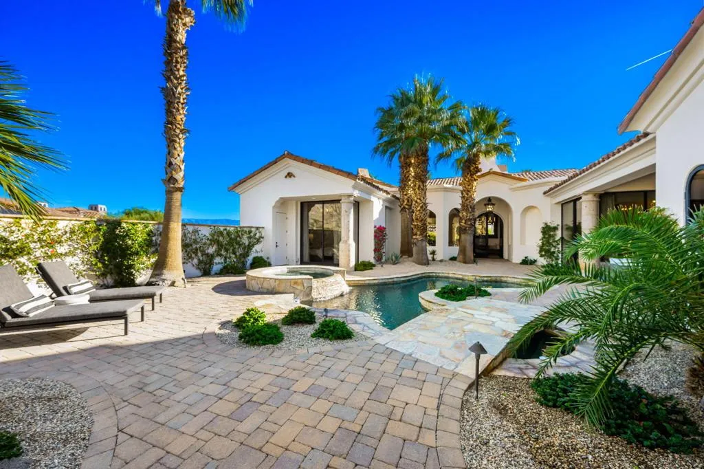 52700 Del Gato Drive, La Quinta, California 92253 home-pic-10