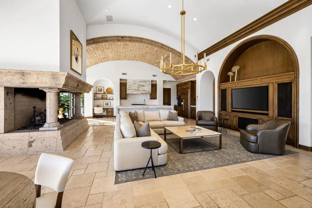 52700 Del Gato Drive, La Quinta, California 92253 home-pic-24