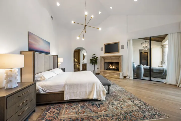 57-web-or-mls-TP_52700Gato_0126_057