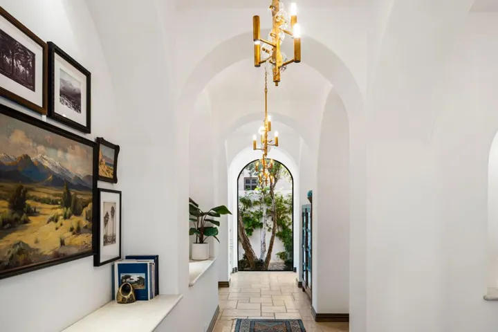 56-web-or-mls-TP_52700Gato_0126_056