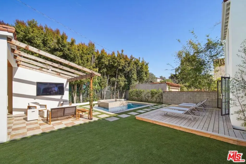 180 S Vista Street, Los Angeles, California 90036 home-pic-22