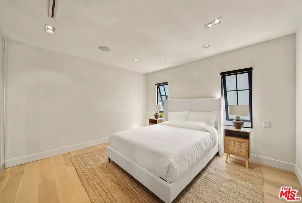 180 S Vista Street, Los Angeles, California 90036 home-pic-13