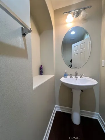 Down stairs 1/2 bath