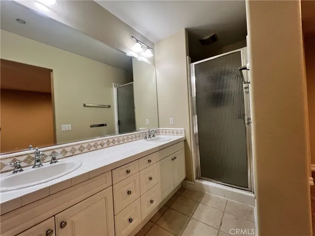 ,aster bathroom