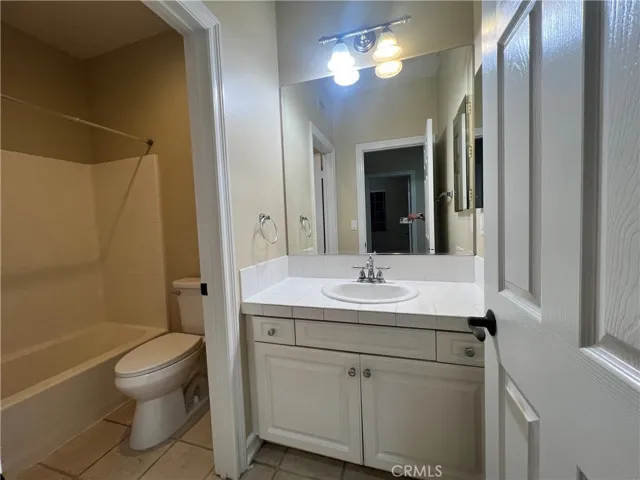 2nd bathroom upstairs