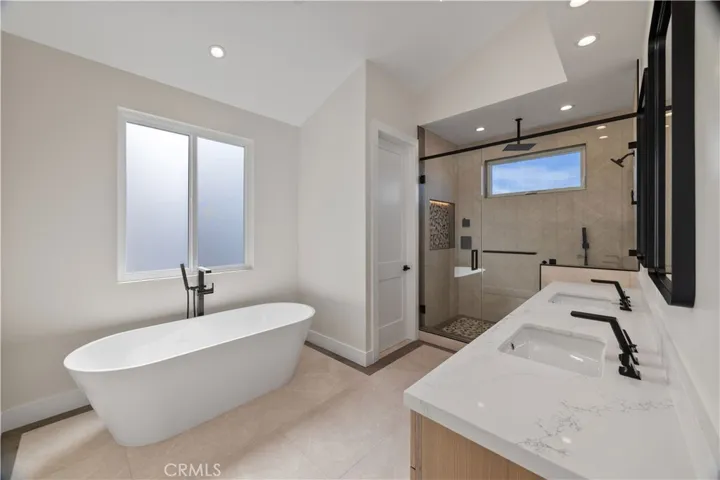 2100 Harriman Lane, Redondo Beach, California 90278